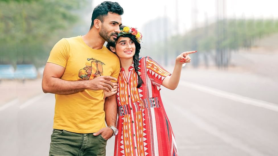 ফাল্গুন ও ভালবাসা দিবসে ফ্যাশন হাউজগুলোর আয়োজন