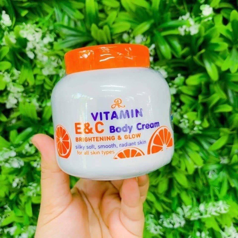 AR Vitamin E & C Body Cream 1 AR Vitamin E & C Body Cream