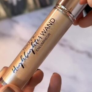 Technic Highlighter Wand - Illuminating, Gold Liquid Highlighter With Doe Foot Applicator - Long Lasting Blendable Formula To Give a Luminous Shimmer Finish and All Day Glow 9ml