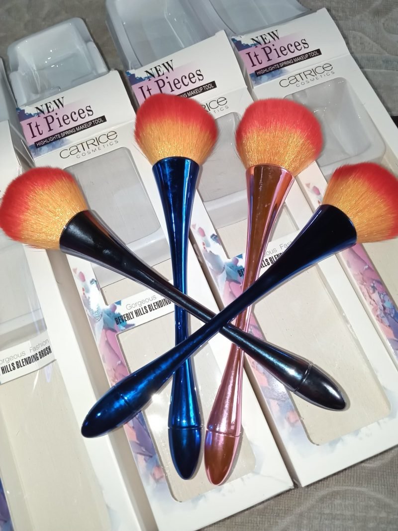Beautyful Blending Blush Brush 1 Beautyful Blending Blush Brush