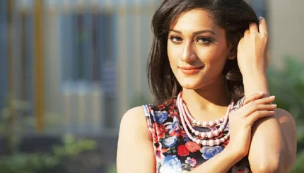 কনুইতে কালচে দাগ দূর করবেন যেভাবে